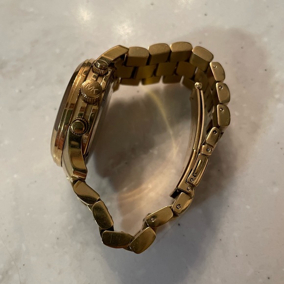 Michael Kors Gold Watch - Picture 3 of 8